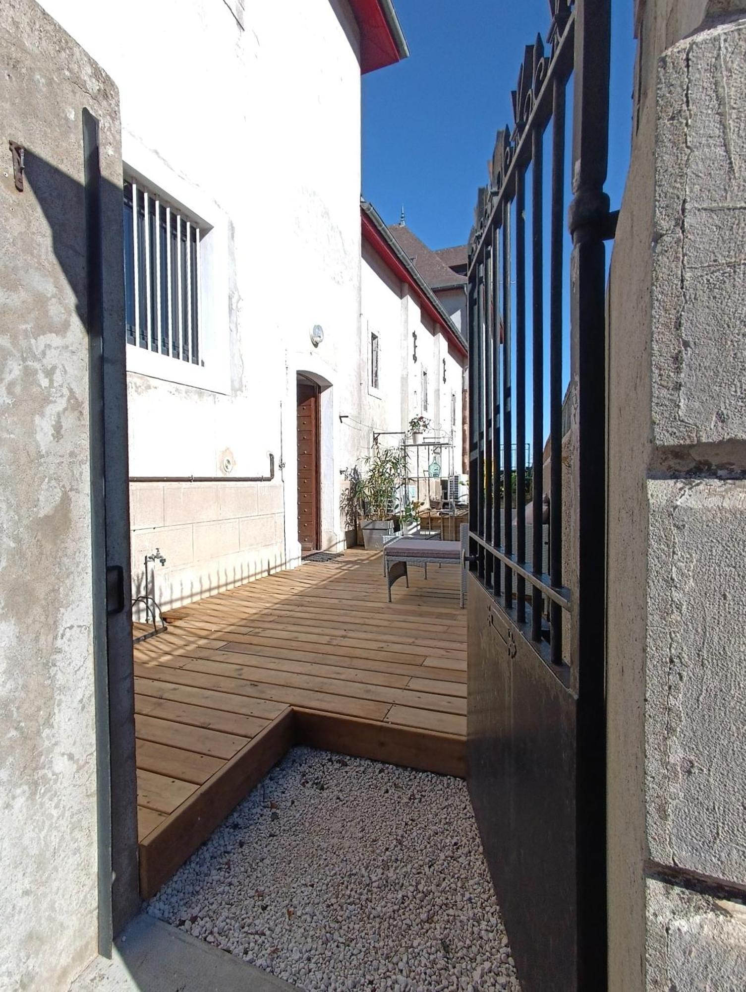 Les Tanalis - Chambres D'Hotes & Gite Gurs Екстер'єр фото