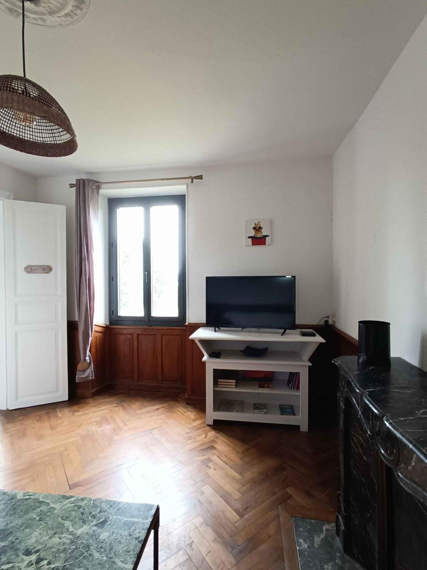 Les Tanalis - Chambres D'Hotes & Gite Gurs Екстер'єр фото